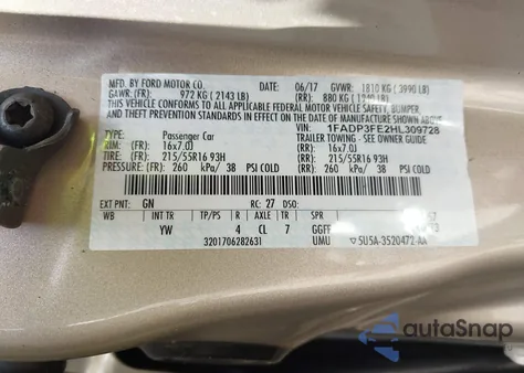 2017 Ford Focus Se z USA, uszkodzony, nr VIN 1FADP3FE2HL309728